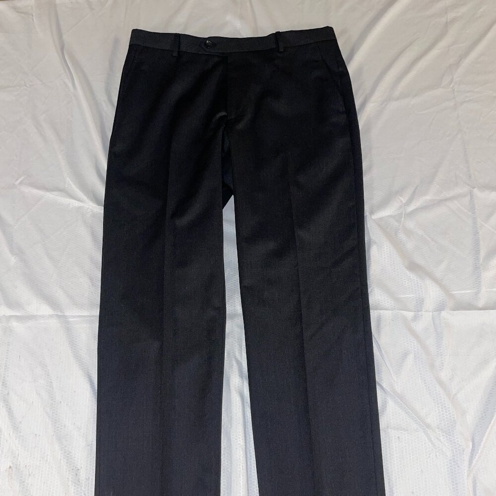 Like new Pronto Uomo 34x33 100% Wool Dress Pants